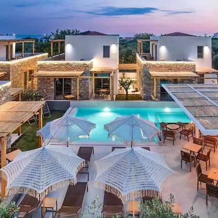 פוטוס Azzure Luxury Suites מראה חיצוני תמונה