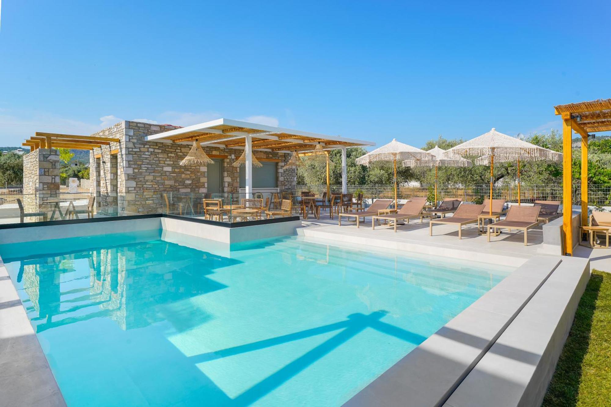 פוטוס Azzure Luxury Suites מראה חיצוני תמונה