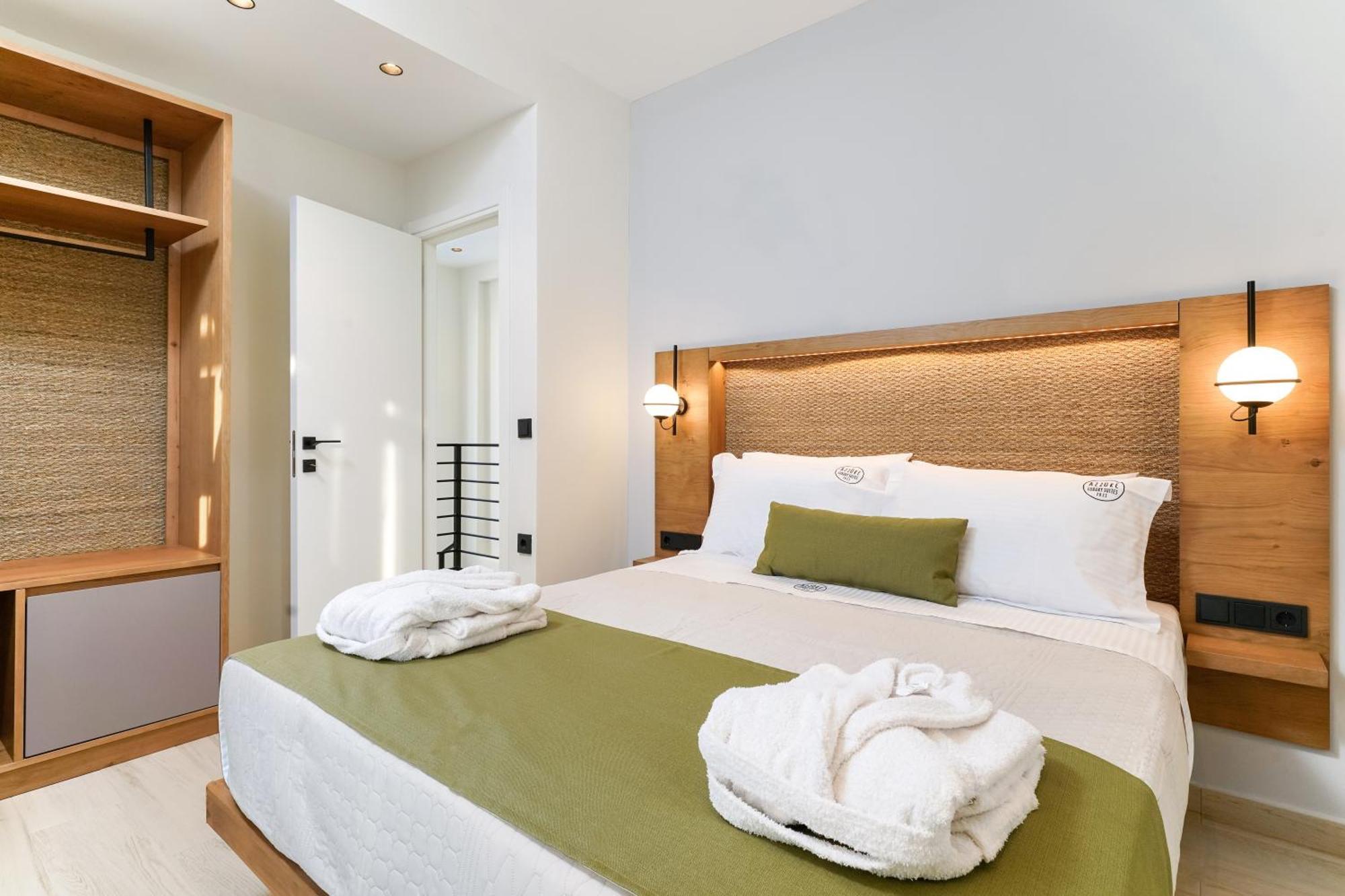 פוטוס Azzure Luxury Suites מראה חיצוני תמונה