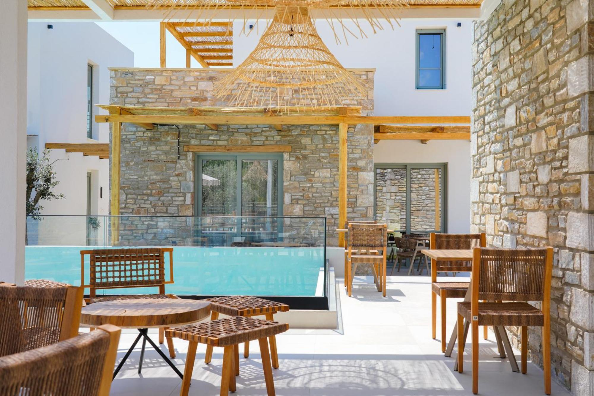 פוטוס Azzure Luxury Suites מראה חיצוני תמונה