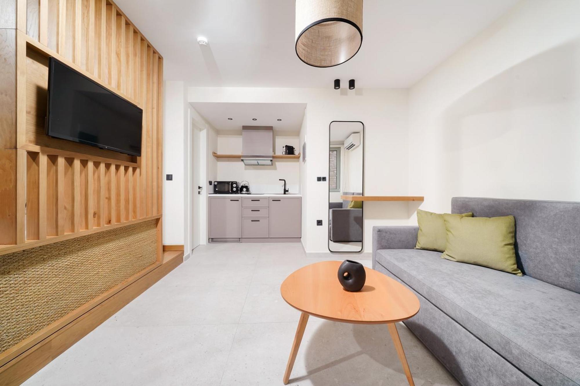 פוטוס Azzure Luxury Suites מראה חיצוני תמונה