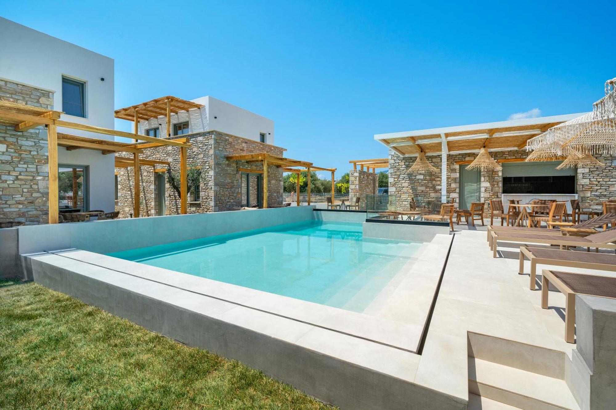 פוטוס Azzure Luxury Suites מראה חיצוני תמונה