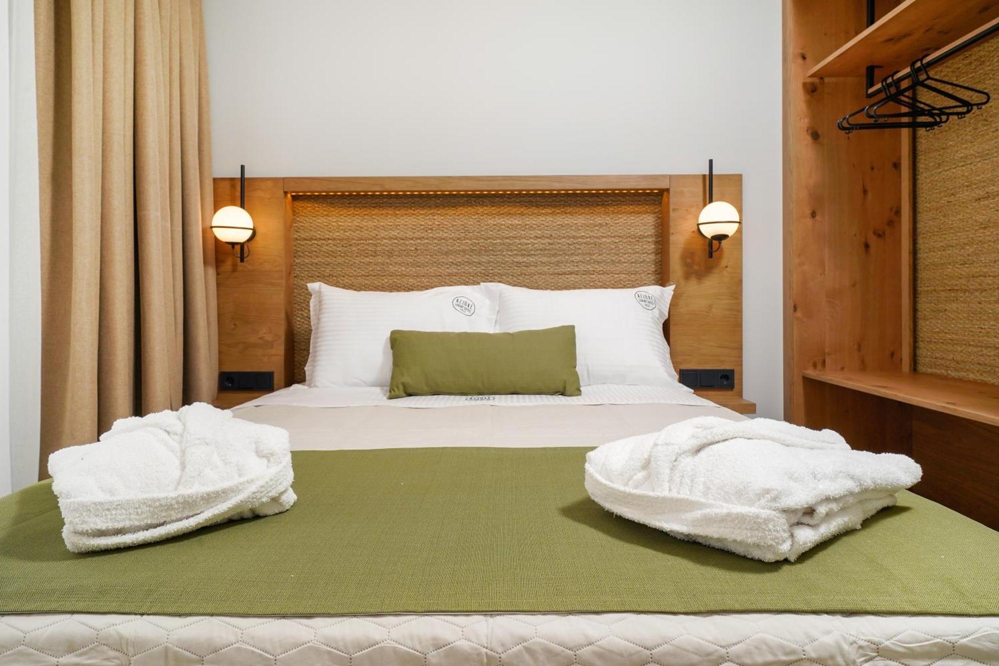 פוטוס Azzure Luxury Suites מראה חיצוני תמונה